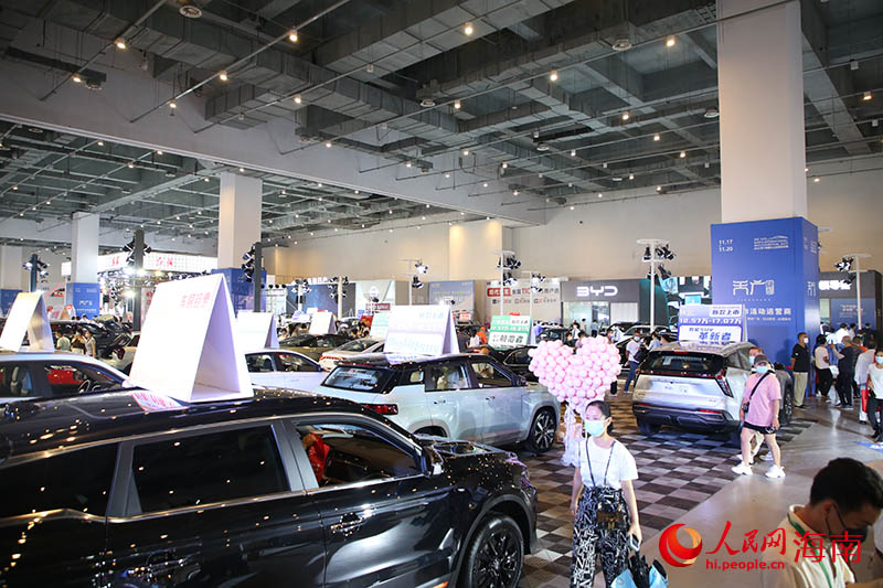 2022第十四届大三亚国际车展举办 三亚发放2000万元消费券